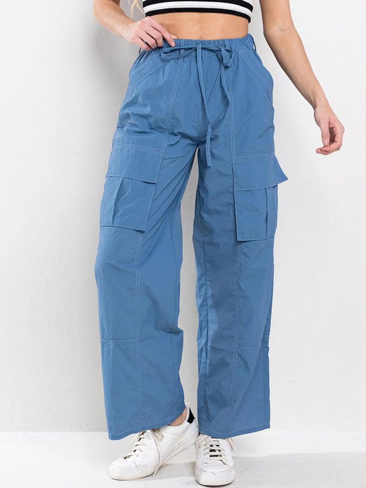 WOMEN'S STRETCH WAISTBAND CARGO POCKETS WIDE LEG PANTS